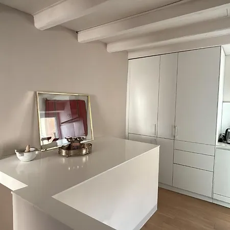 Luxury In Center *