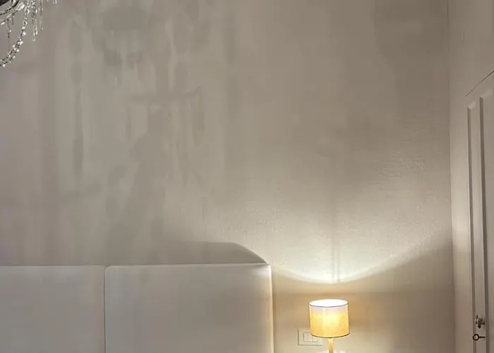 Luxury In Center Ferienhaus Moltrasio